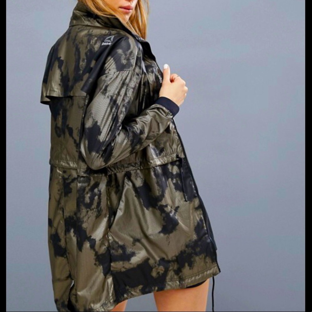 NWOT Reebok Camo Jacket